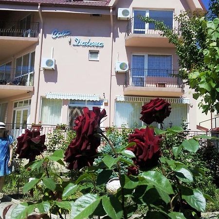 Готель Casa Dalena Костінешть Екстер'єр фото